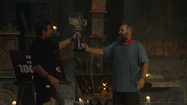Moment plin de emoții la finala Survivor România 2023. Cum a primit Dan Ursa trofeul