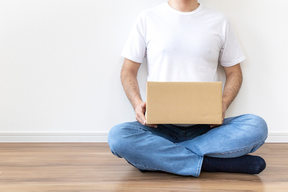 Un mare retailer de modă online a blocat retururile a 42.000 de clienți care returnau prea multe produse