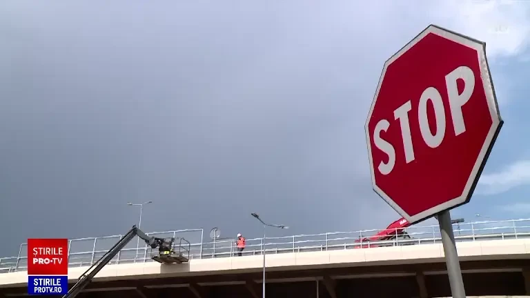 Pasajul Olteniței de pe Centura Capitalei va fi deschis circulației de sâmbătă. Cum arată acum giratoriul suspendat