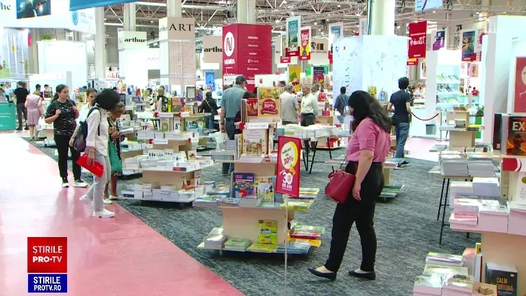 A început Bookfest 2023. Printre miile de titluri și-au făcut loc și multe volume românești, scrise de autori contemporani