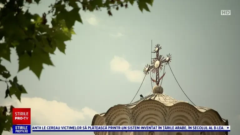 Procesiune impresionantă de Înălțarea Domnului. Militari, preoți, elevi și credincioși au format o coloană de 1 km în Galați