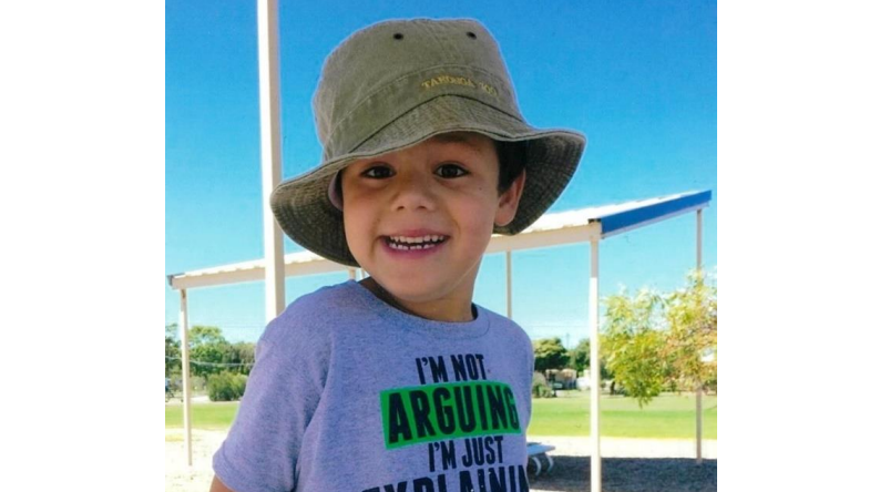 Un copil a murit la școală, după ce s-a înecat cu o nectarină. Tragedia ar fi putut fi evitată