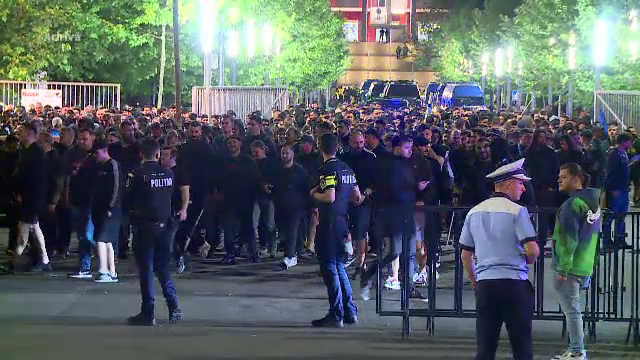 Incidente la meciul dintre FCSB și Rapid. Mai mulți suporteri au încercat să intre pe Arena Națională cu petarde