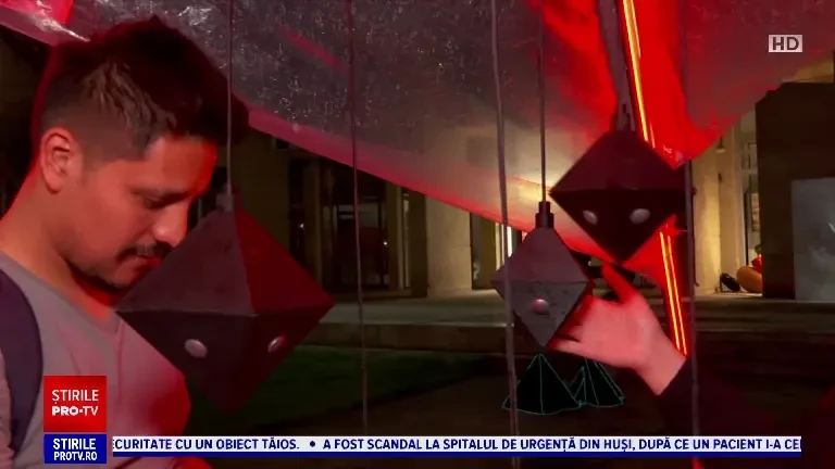 Weekendul luminilor la Iași. Orașul găzduiește cel mai mare spectacol de arte vizuale din ţară - „Romanian Creative Week”