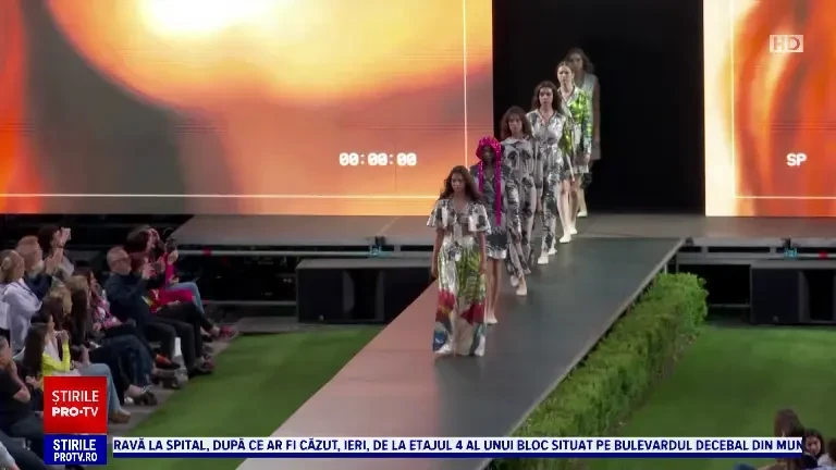 Apariție-surpriză la Săptămâna Modei de la Iași. Cine a defilat pe podium