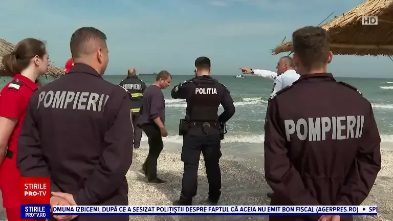 Bărbații dispăruți în mare, la Mamaia Nord, sunt căutați în continuare de autorități. Un elicopter, solicitat să intervină