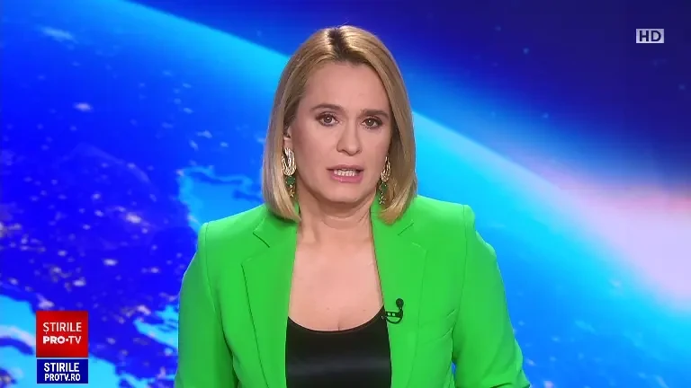 Părinții care au copii mai mici de opt ani ar putea să lucreze patru zile pe lună de acasă. Propunerea, adoptată de senatori