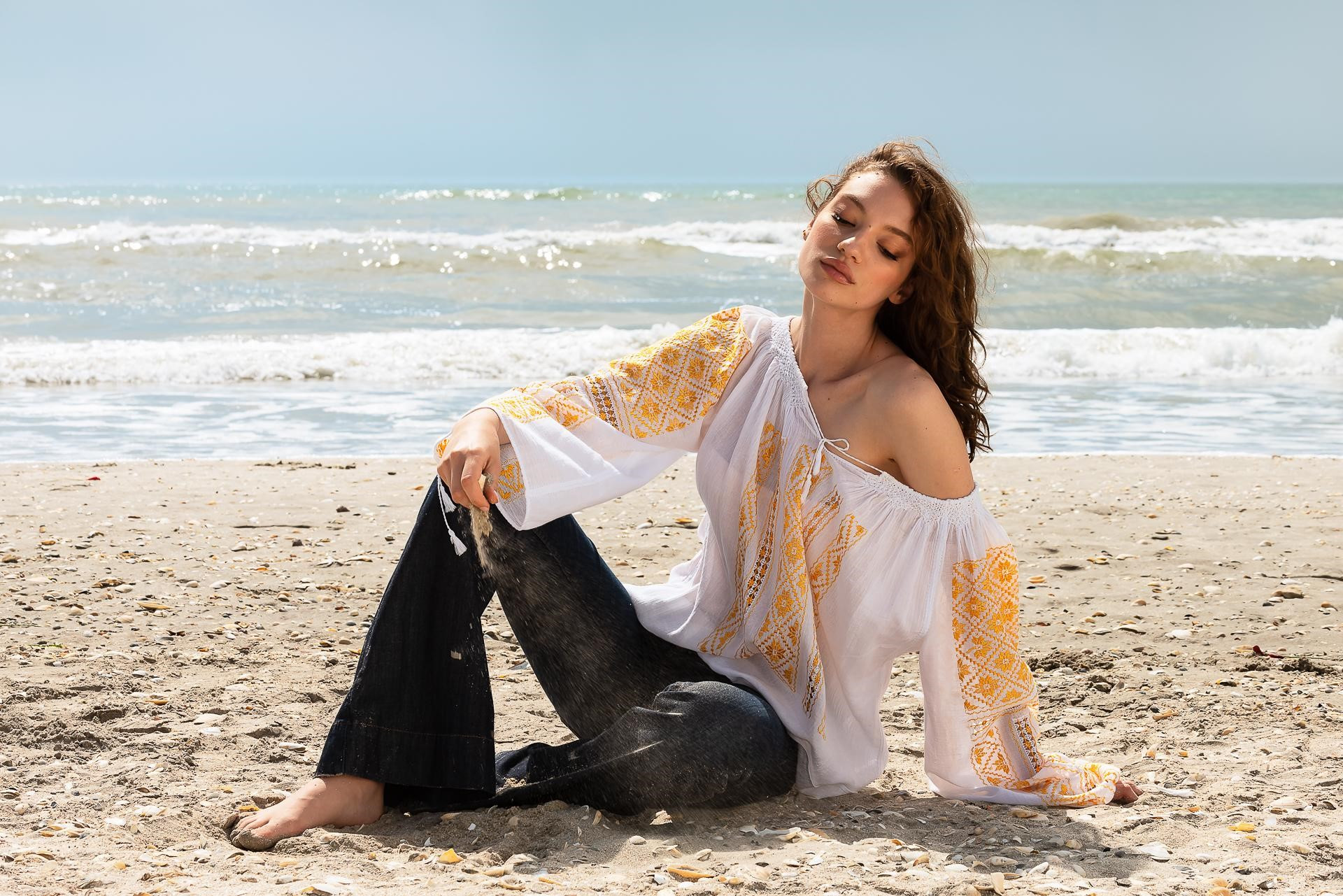 (P) Cum se spală și se îngrijește ia tradițională?