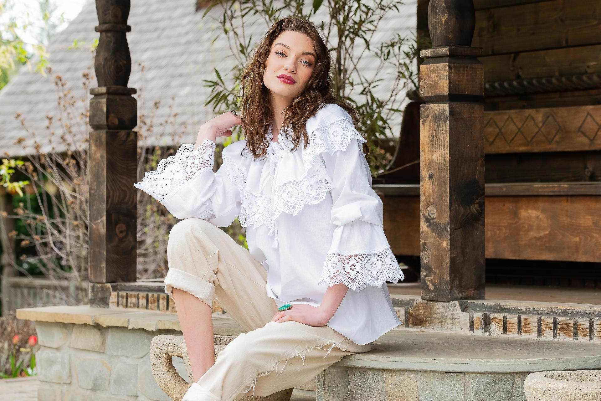 (P) Cum se spală și se &icirc;ngrijește ia tradițională?