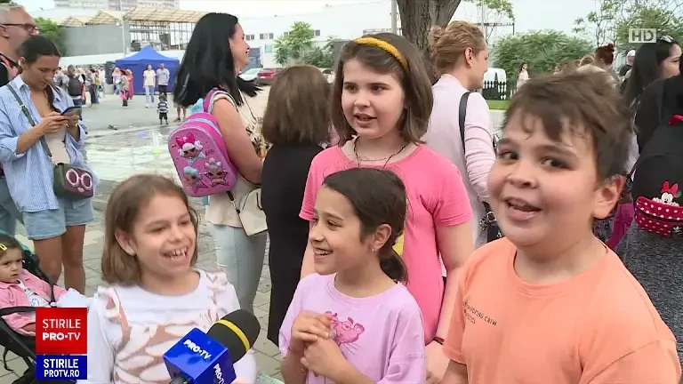 Copiii din toată țara s-au distrat de 1 iunie la ateliere, concursuri și concerte. „Este cel mai tare 1 iunie ever!”