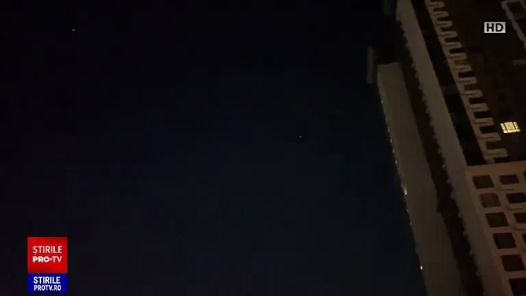 Emmanuel Macron cere NATO să ofere Ucrainei garanții de securitate puternice. "Această țară apără Europa"