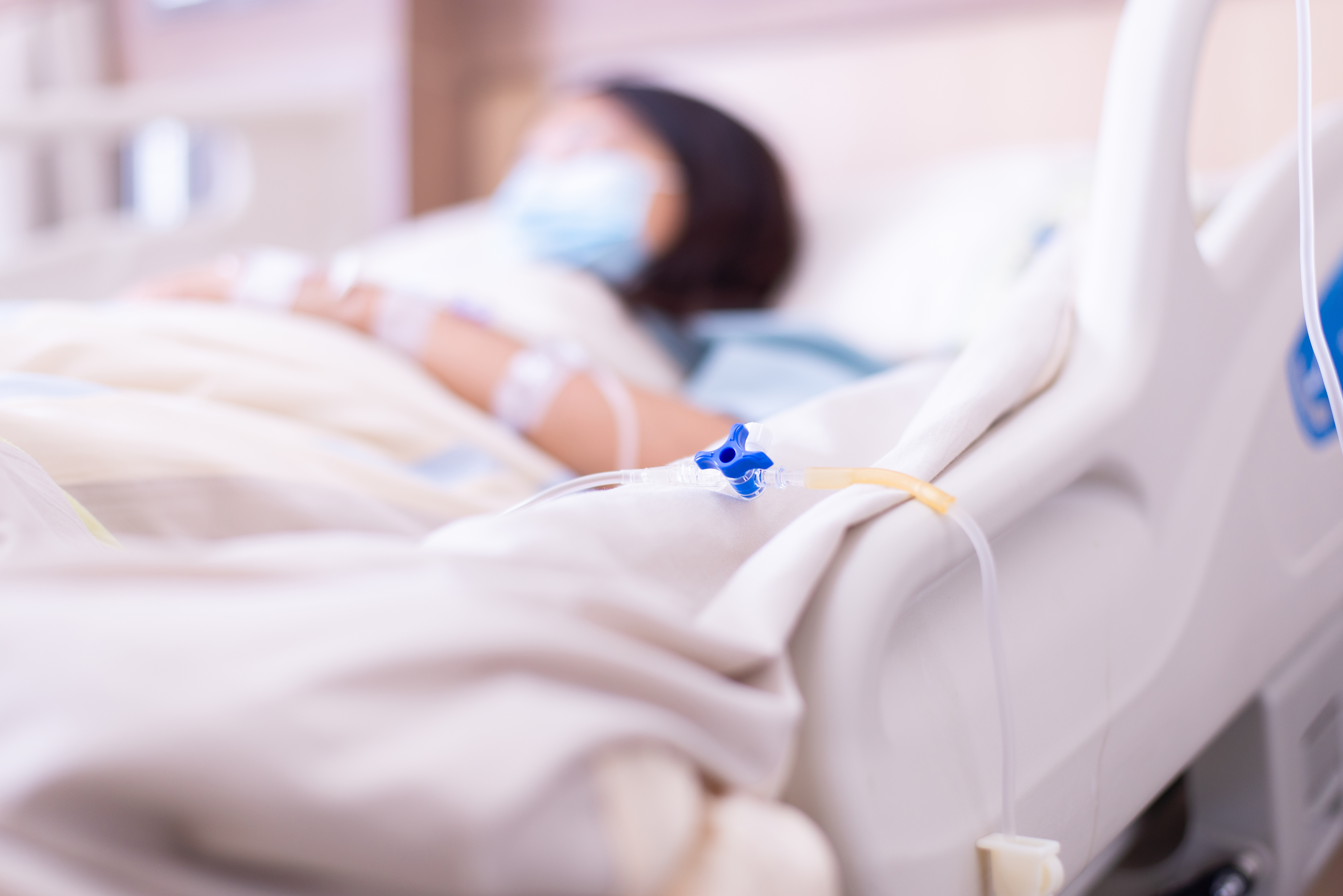 O femeie rănită într-un atentat cu bombă în Israel a murit după 22 de ani de comă