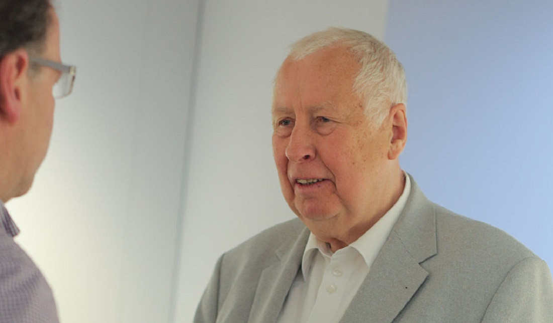 A murit Hans-Peter Feldmann. Artistul conceptual german avea 82 de ani