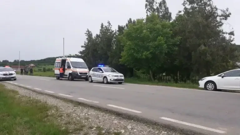 Accident cu nouă victime în Vâlcea. Un elicopter SMURD, solicitat la faţa locului