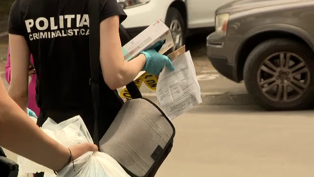 Cadavrul găsit în canapea ar fi al unei fetițe de 12 ani. Mama ei și iubitul acesteia au fugit din țară în aprilie