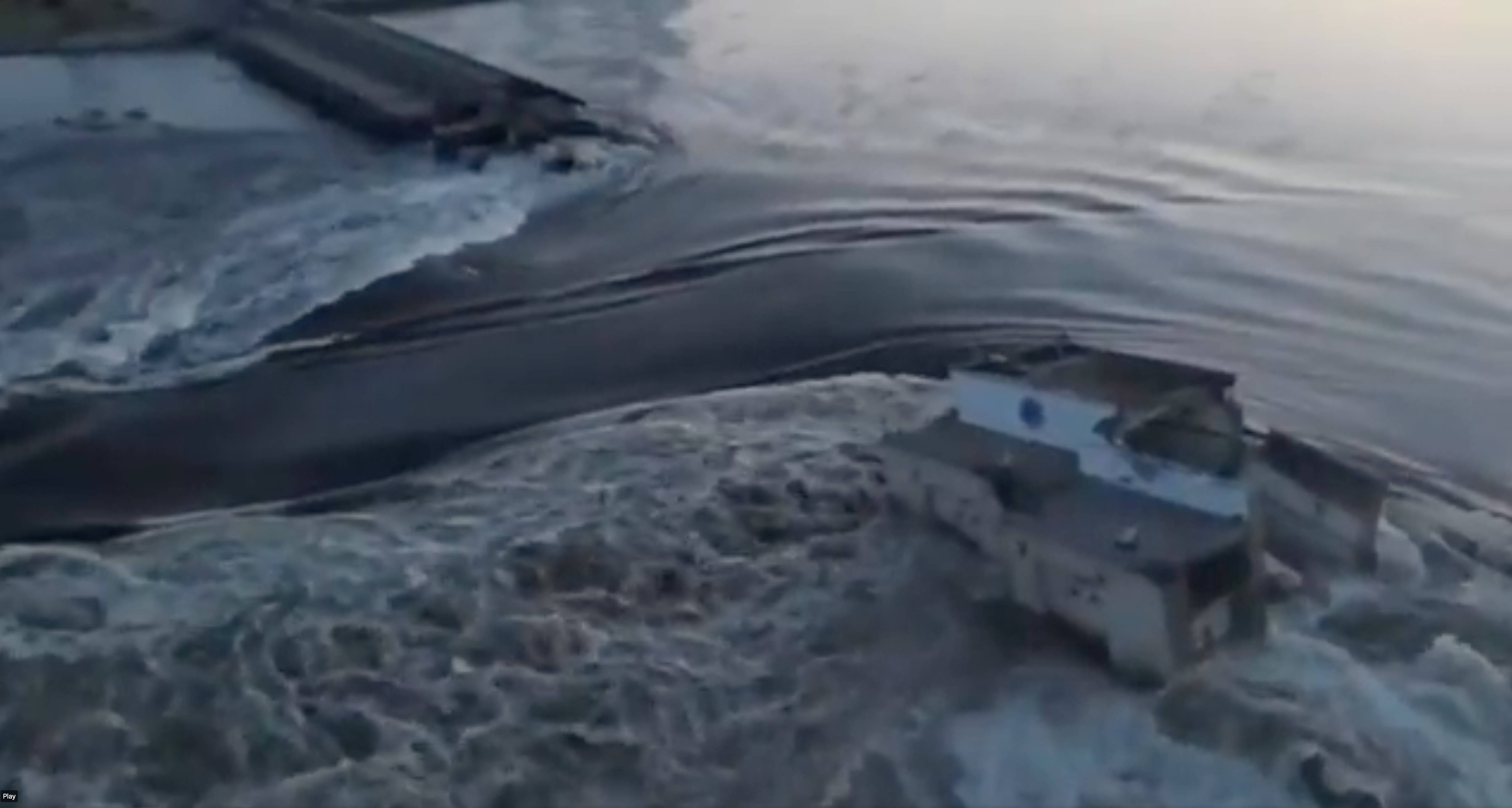 O interceptare telefonică dovedește că rușii au aruncat în aer barajul de la Kahovka. ”Nu a mers conform planului”