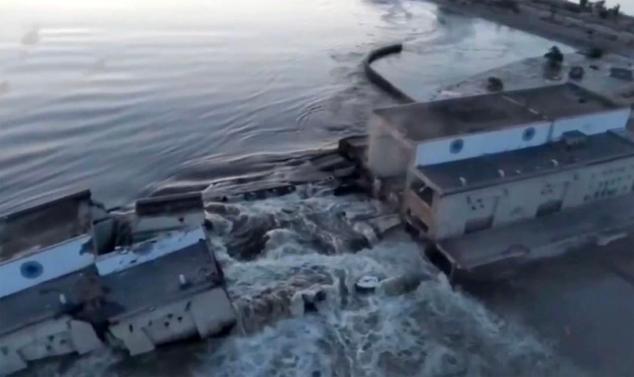 De ce s-ar fi prăbușit, de fapt, barajul din Ucraina. Ce au remarcat experții