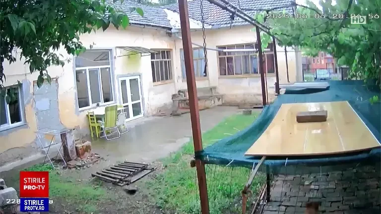 „A tremurat casa de trei ori”. Legătura dintre cutremurul produs în Arad şi seismul devastator din Turcia. Concluzia INFP