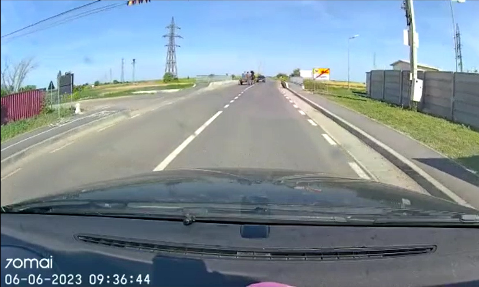 Imagini șocante în Brăila. O căruță în care se aflau două persoane a fost spulberată de un șofer băut | Video