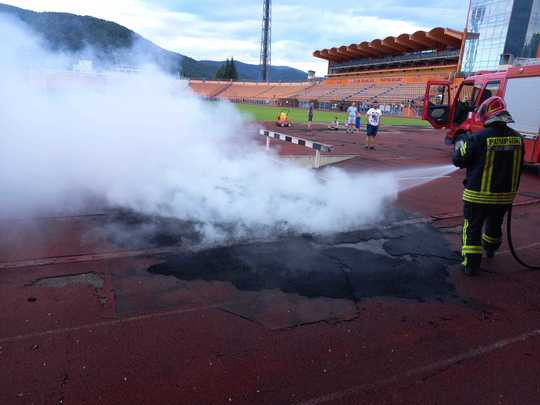 Incendiu la stadionul Ceahlăul