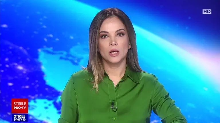 Mai multe străzi din Timiș au fost inundate. Șoferii și-au abandonat mașinile care au rămas blocate în ape