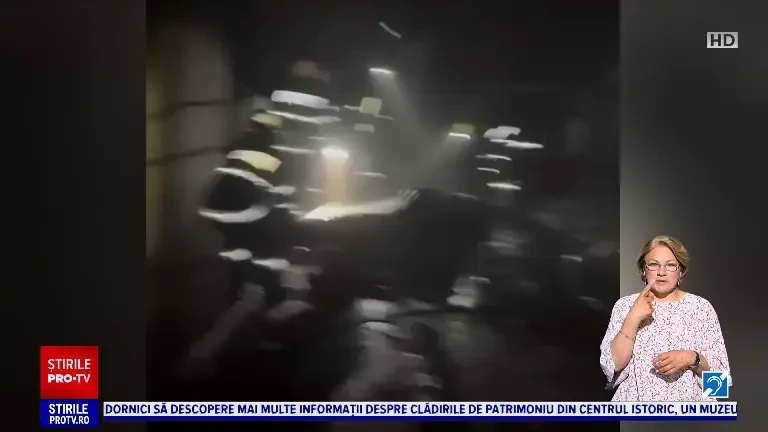 De la ce ar fi pornit incendiul produs la subsolul unui bloc din Cluj. Întregul imobil a fost evacuat. „Era negru total”