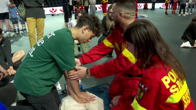 Maratonul resuscitării, la prima ediție în Bistrița. Oamenii au învățat cum să acorde primul ajutor în caz de urgență