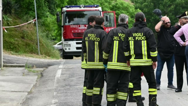 Un român din Italia a rămas fără ambele mâini în timp ce confecționa o bombă artizanală