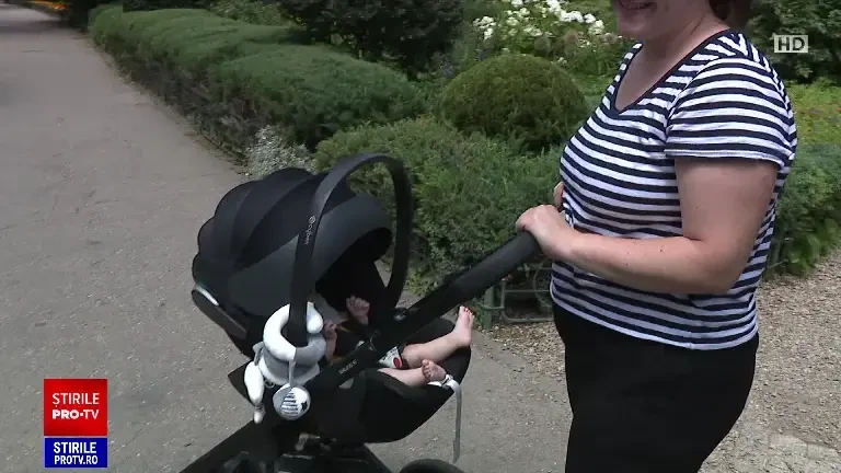 Motivele pentru care românii se hotărăsc greu să întemeieze o familie. Numărul de căsătorii și nașteri, în scădere