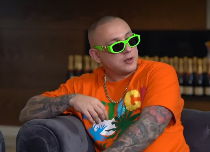 Bolizi de peste jumătate de milion de euro, ridicați de la casa lui Vlad Obu. Femeile exploatate erau marcate