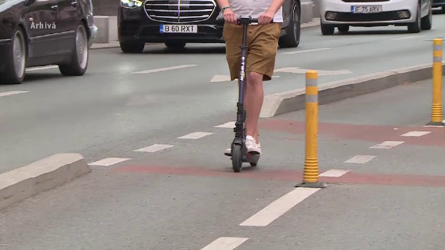 S-a scumpit mersul pe trotinetă. Motivele pentru care românii aleg în continuare acest mijloc de transport