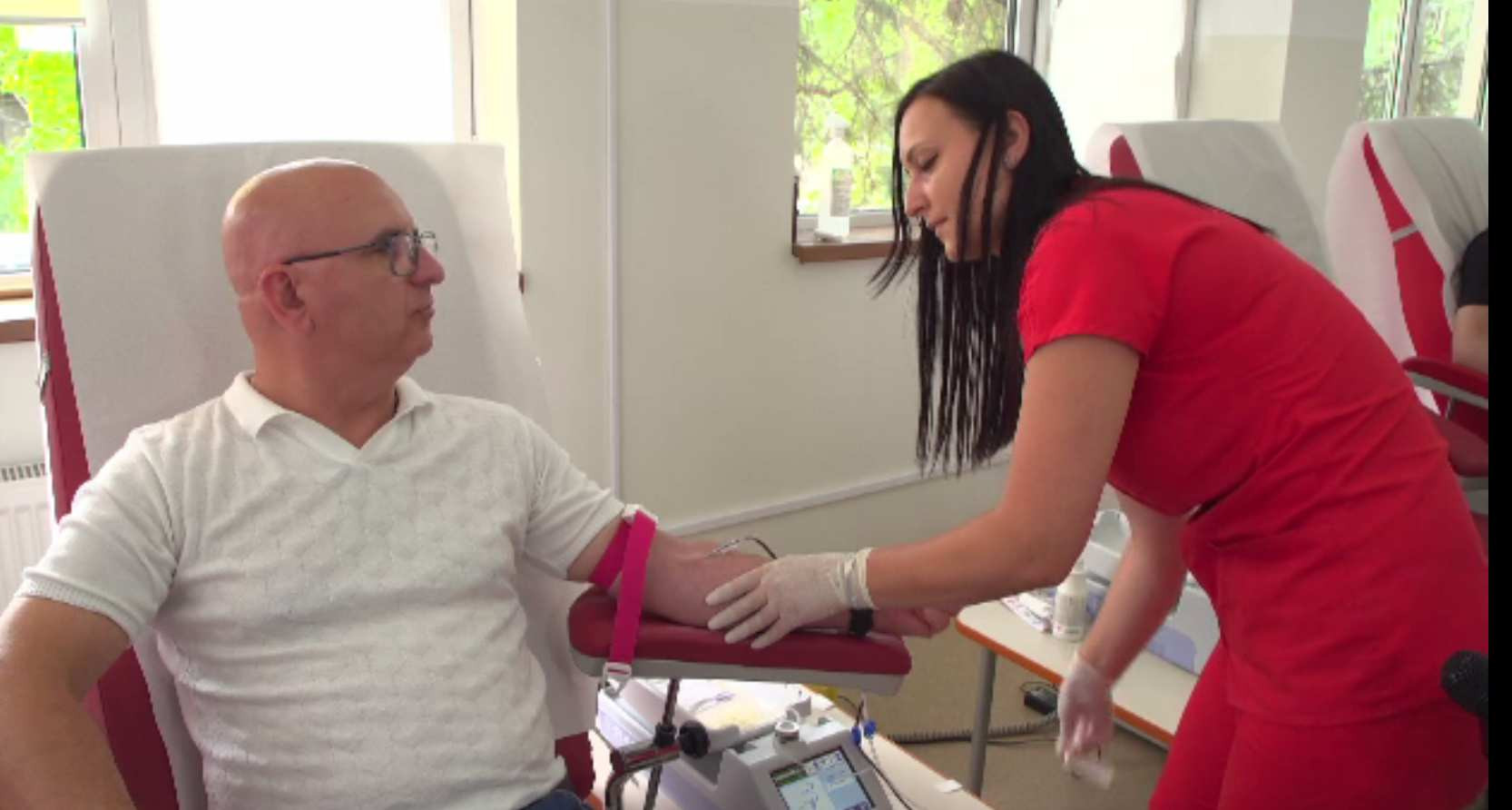 De ziua donatorului de sânge, medicii atrag atenția asupra carenței de sânge în spitale. Care sunt riscurile