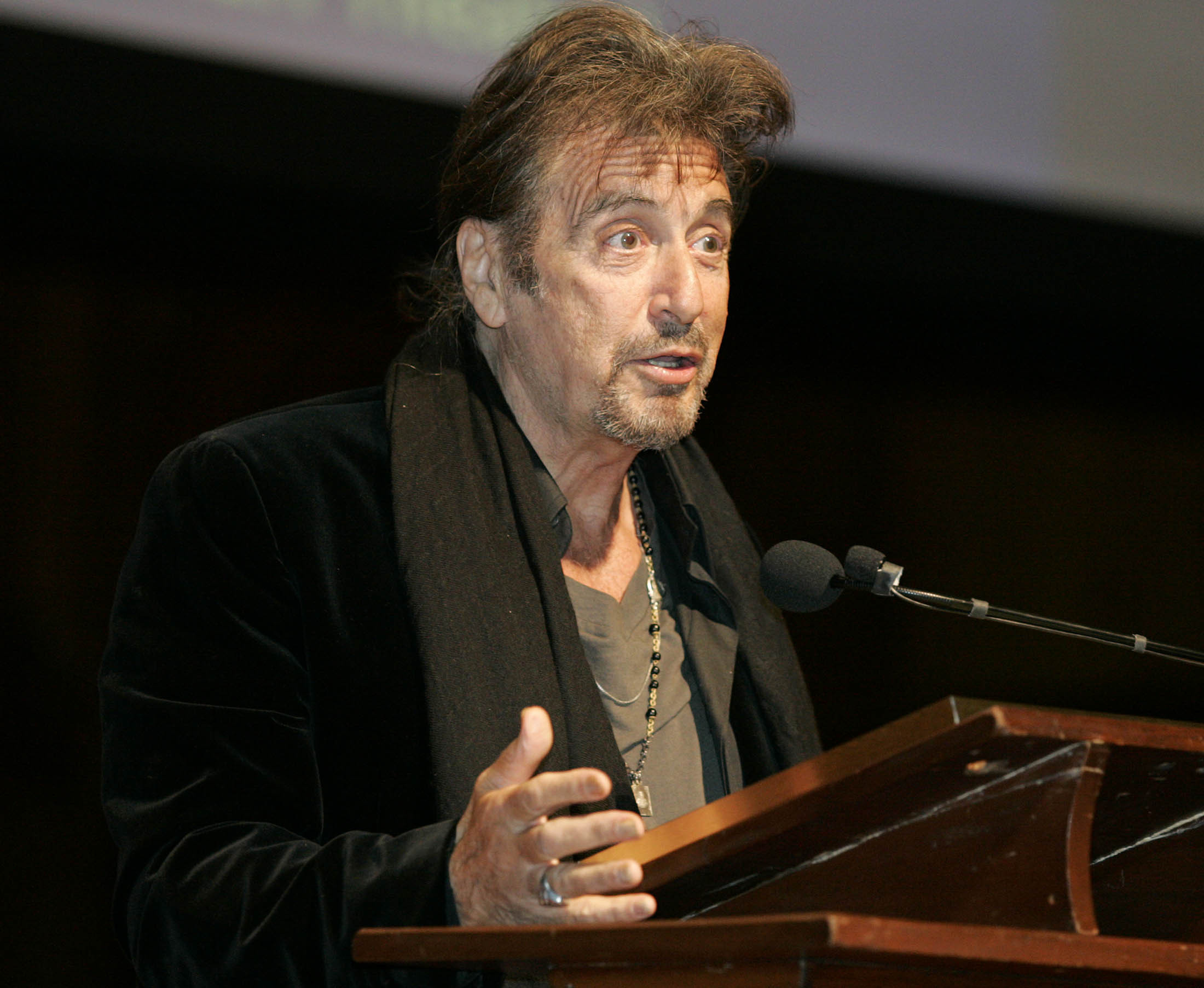 Al Pacino, din nou tată, la 83 de ani. Amănuntul care l-a dat de gol pe actor