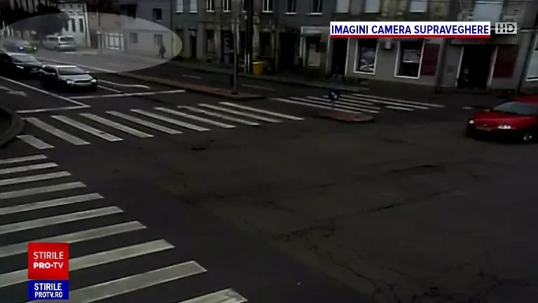 Un tânăr fără permis, care fugea prin Timiș cu o mașină cu numere false, a dat peste polițistul care voia să-l oprească