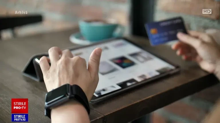 România este vizată de un amplu atac cibernetic prin SMS-uri. Care este noua metodă de înșelătorie și cine sunt cei vizați