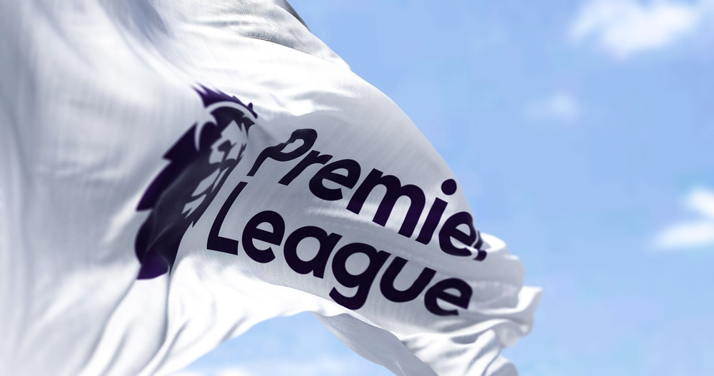 Steagurile israeliene şi palestiniene vor fi interzise la meciurile din Premier League