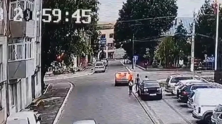 Și-a condus copilul de patru ani spre moarte. Momentul în care tatăl său a făcut manevra fatală