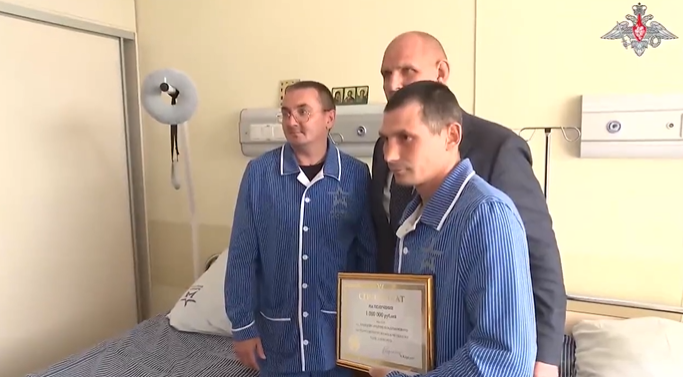 Suma uriașă de bani pe care a primit-o un soldat rus care a distrus un tanc german în Ucraina | VIDEO