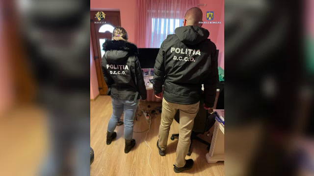 Un hacker român numit „lupul singuratic” a fost ridicat de acasă. Plănuia să compromită site-ul Summit-ului din R. Moldova