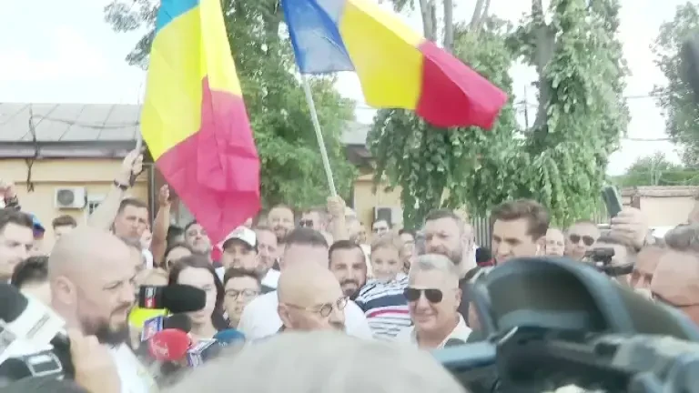 Primele declarații ale lui Piedone la ieșirea din penitenciar: „Cu siguranță mă întorc la Primărie, scaunul e liber”