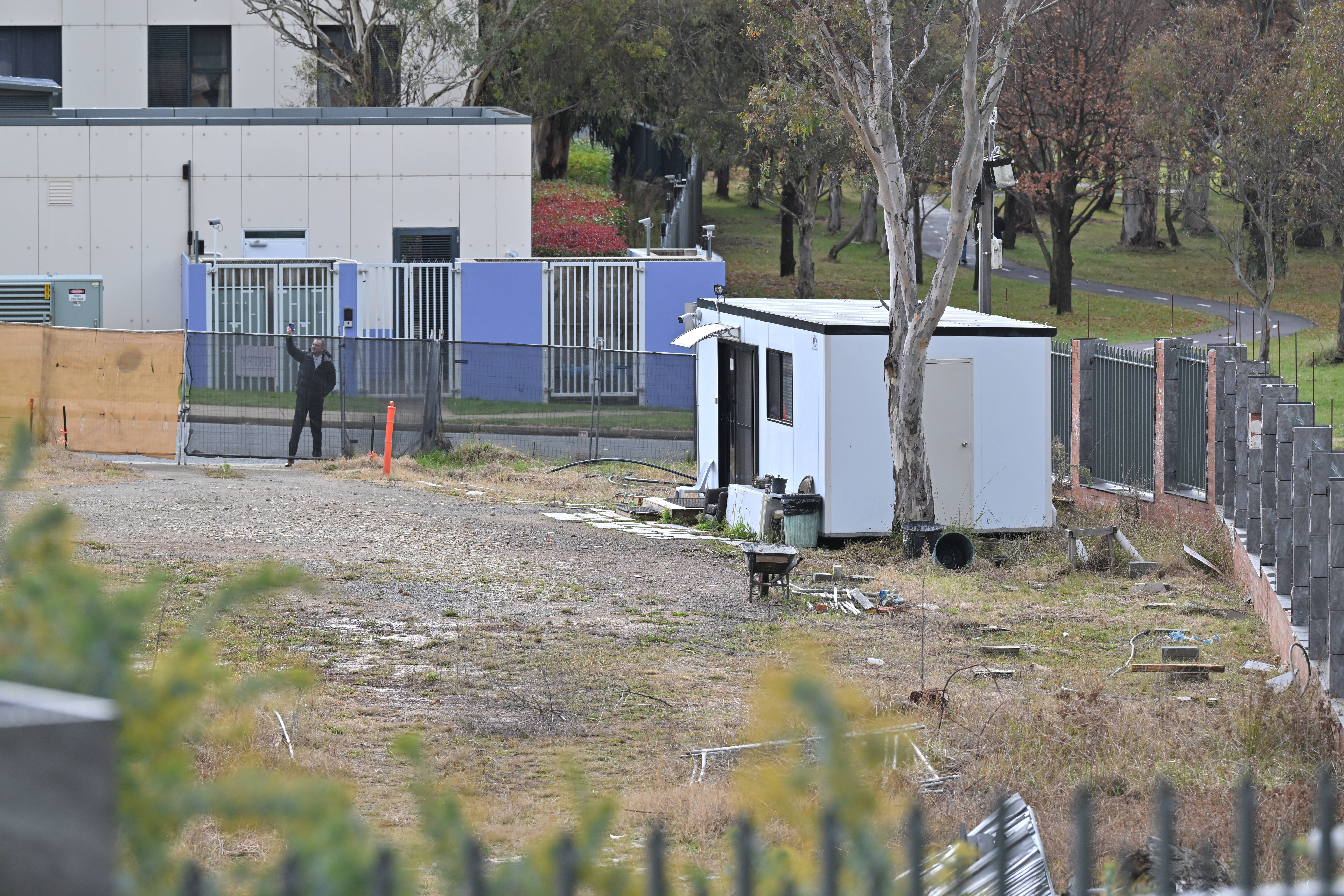 Moscova vrea să-și ridice cu forța o ambasadă în Australia. Protestul bizar al unui diplomat rus VIDEO