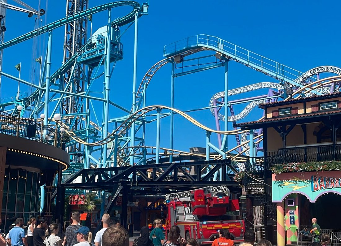 Un mort și 9 răniți într-un parc de distracții din Suedia. Un roller coaster a deraiat parțial | VIDEO