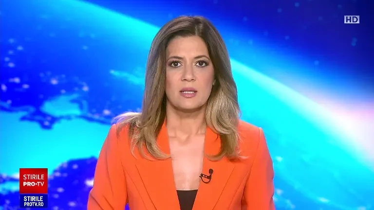 Furtună în București. Mai mulți copaci au fost doborâți de vijelie în Capitală și în Ilfov