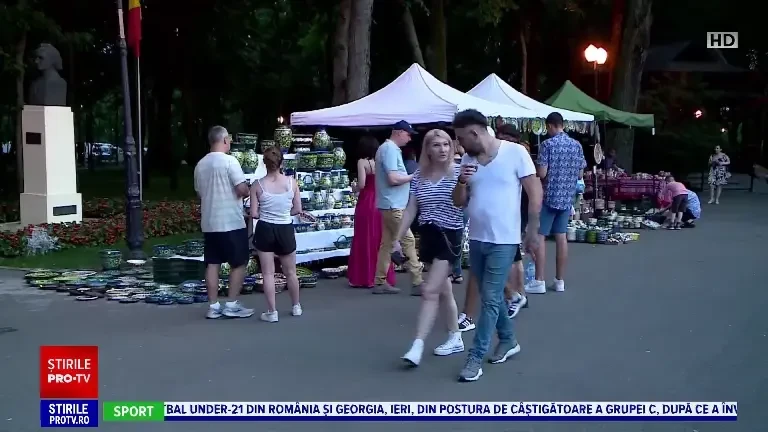 Ceramica tradițională este mereu la modă. O mulțime de oameni s-au strâns la un târg organizat la Iași