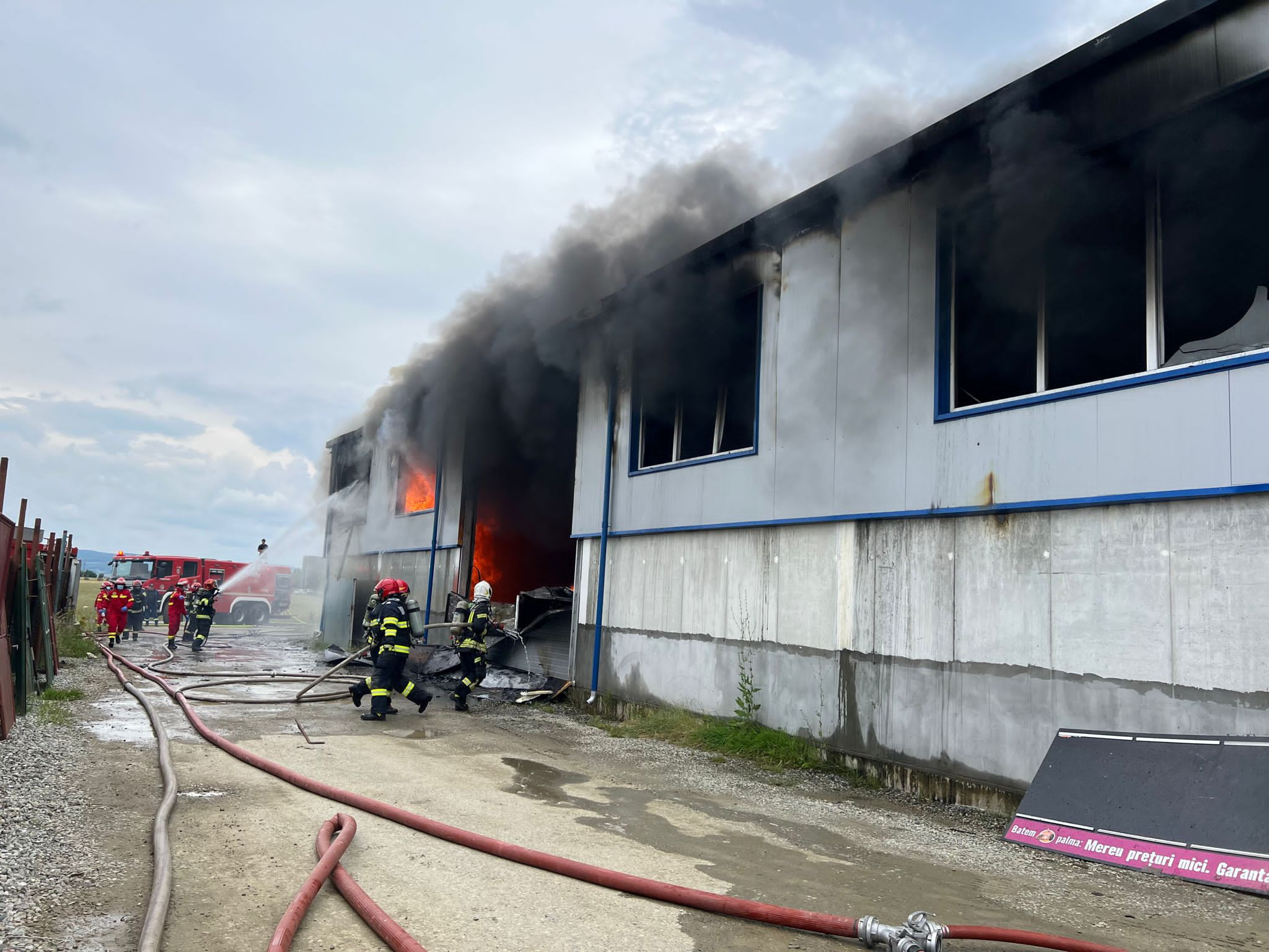 Incendiu hala Sibiu