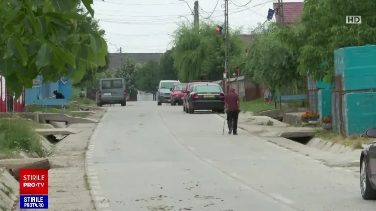 „Nu puteam să intru să o salvez că era foc”. O femeie cu handicap sever a murit, după ce camera în care locuia a luat foc