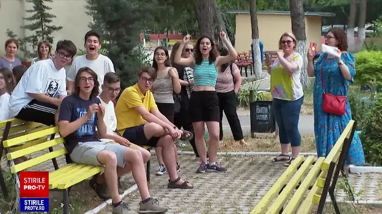 Nu s-a luat niciun 10 la Evaluare Națională la țară. ”Mă fac frizer”