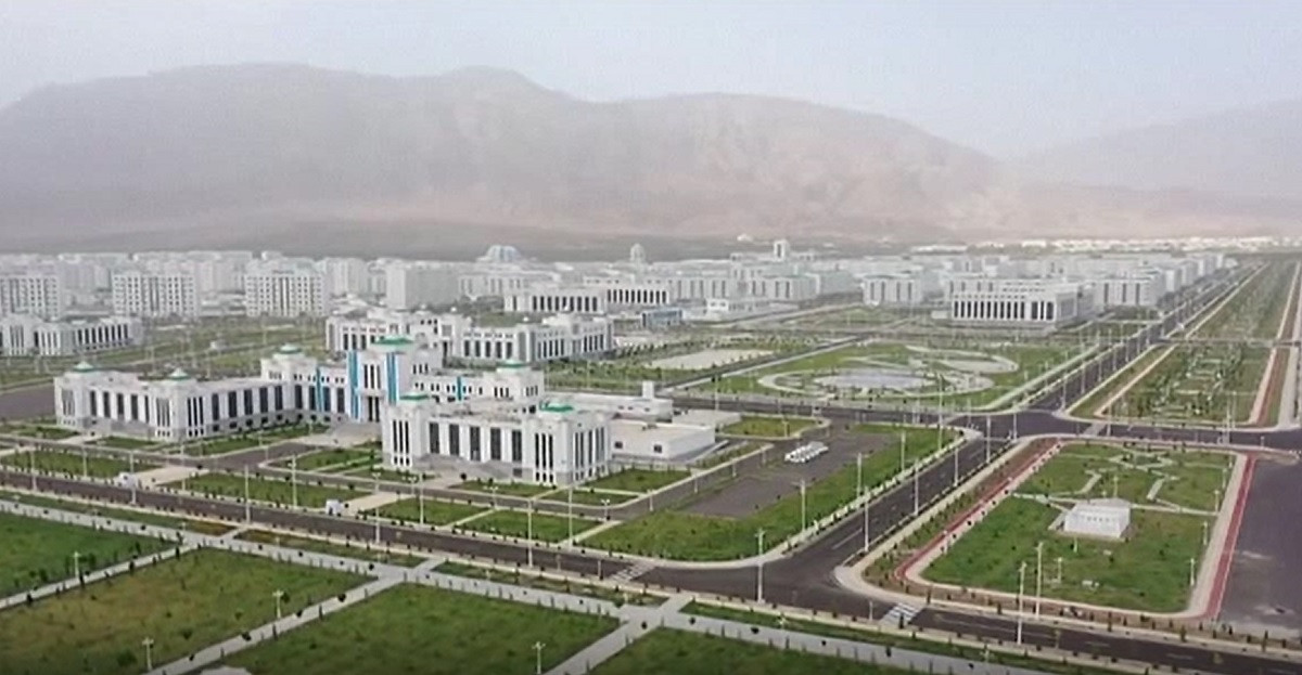 A fost inaugurat "primul oraș smart" clădit de la zero. Cum arată Arkadag