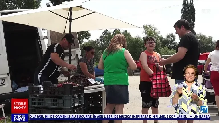 Târg de cireșe în Mureș: ”E foarte bună producția”. Cât costă un kilogram, cu câteva zile înainte de sfârșitul sezonului