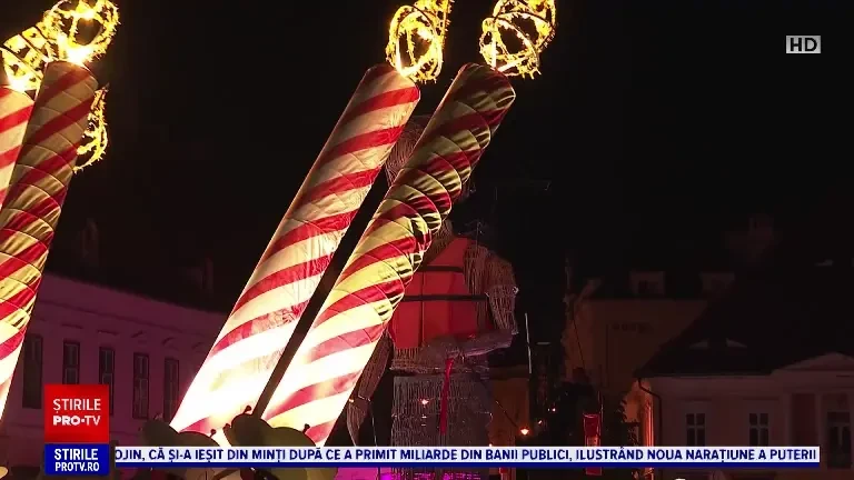 Spectacol fascinant pe străzile din Sibiu, în ultima seară a Festivalului Internațional de Teatru